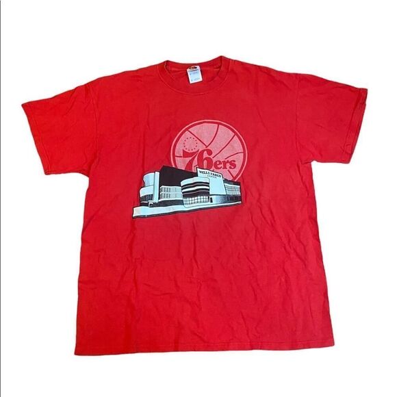 Philadelphia 76ers NBA T-shirt size XL - Picture 1 of 5